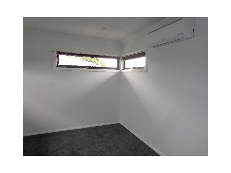 1/30 Curtis Avenue, Watsonia VIC 3087