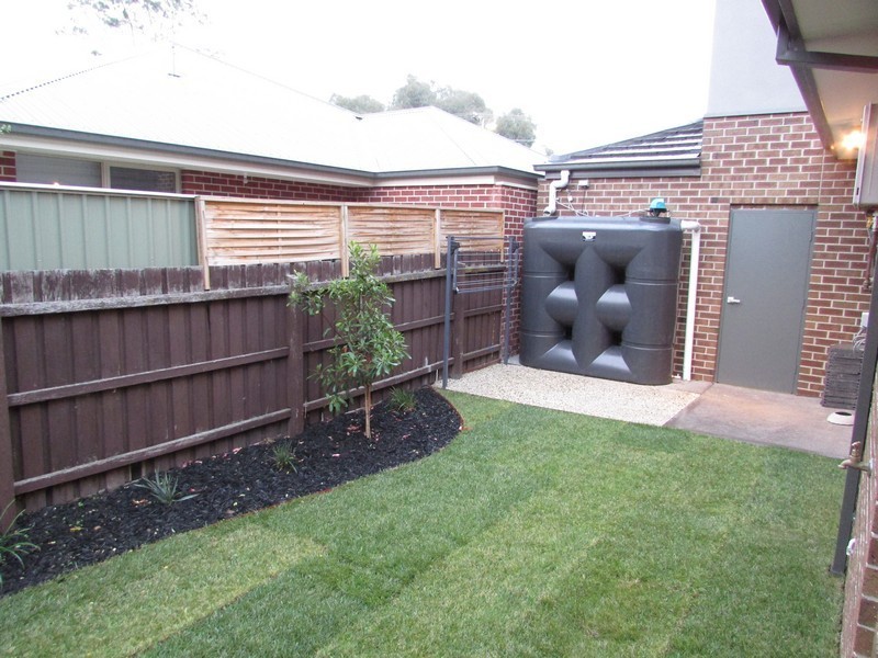 1/30 Curtis Avenue, Watsonia VIC 3087