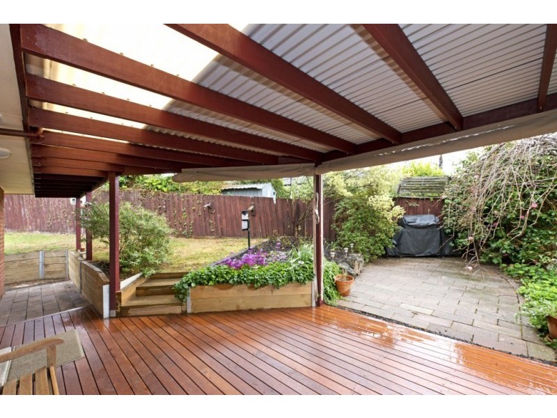 2/93 Martins Lane, Viewbank VIC 3084