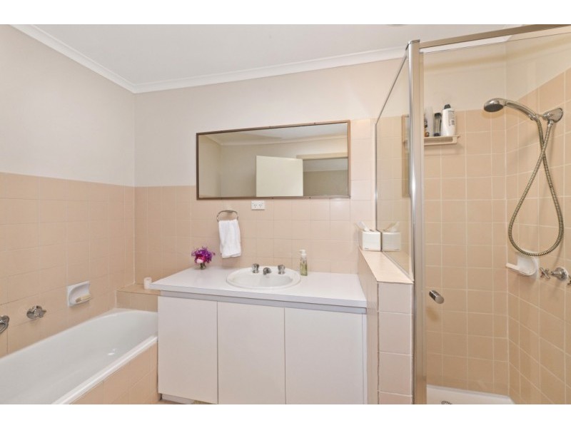 2/93 Martins Lane, Viewbank VIC 3084
