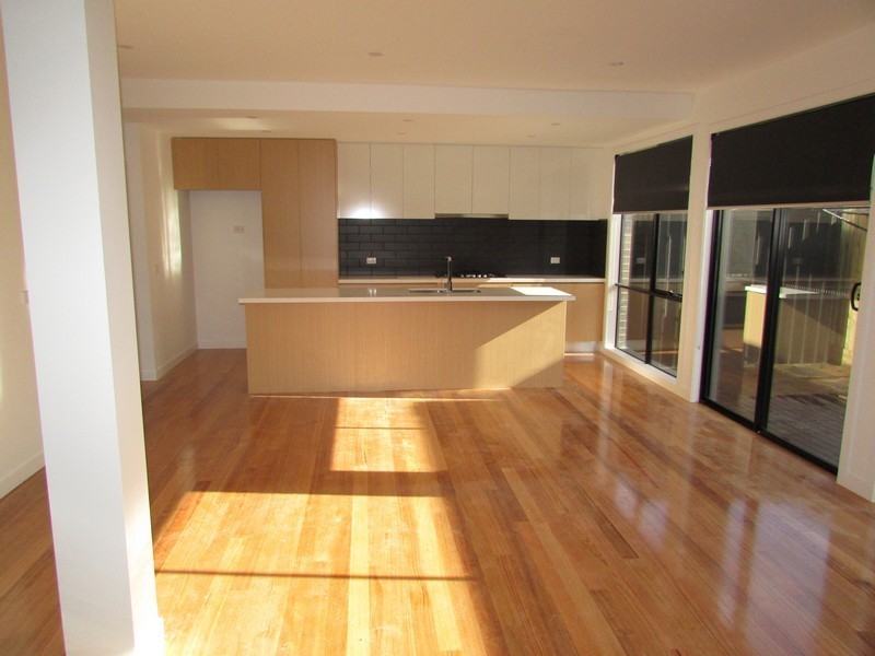 1/17 Tambo Avenue, Reservoir VIC 3073