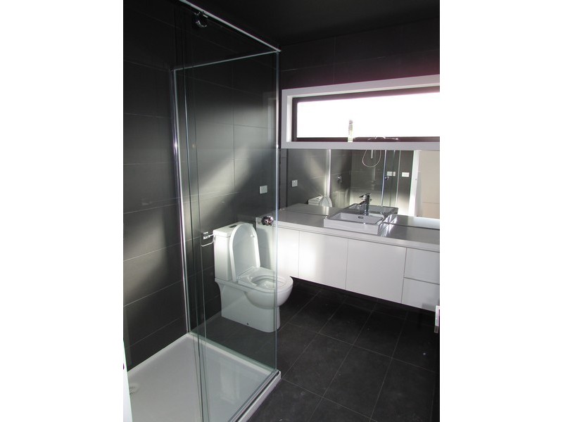 1/17 Tambo Avenue, Reservoir VIC 3073