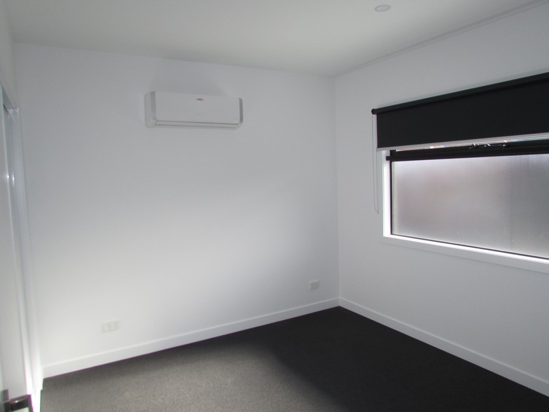 1/17 Tambo Avenue, Reservoir VIC 3073