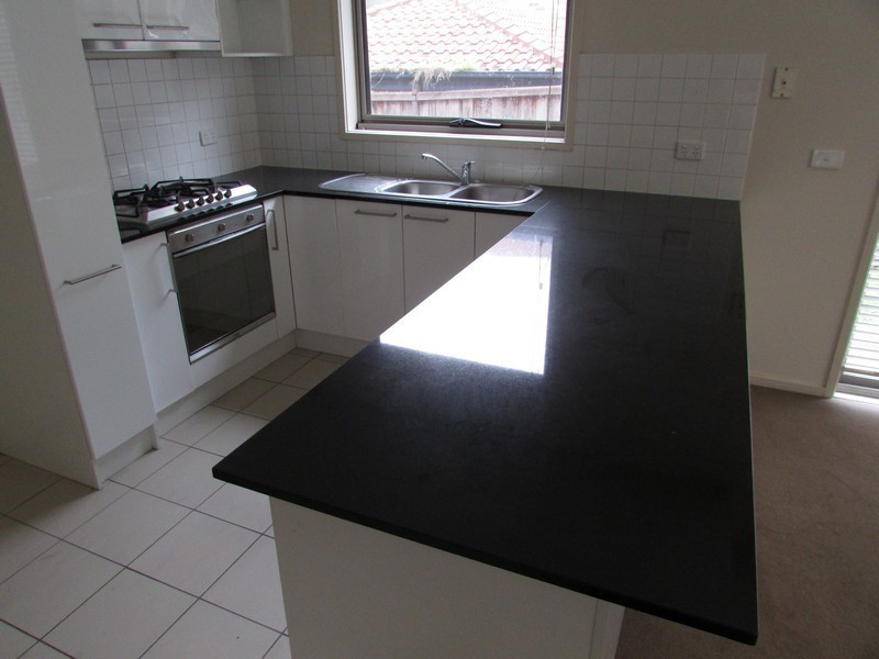 18/3 Keylana Boulevard, Mount Waverley VIC 3149