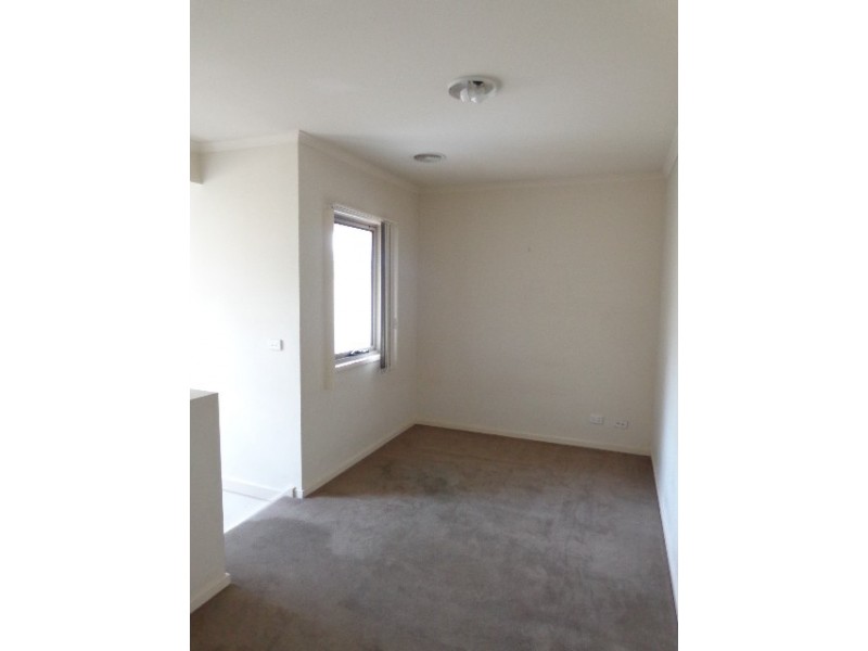 18/3 Keylana Boulevard, Mount Waverley VIC 3149