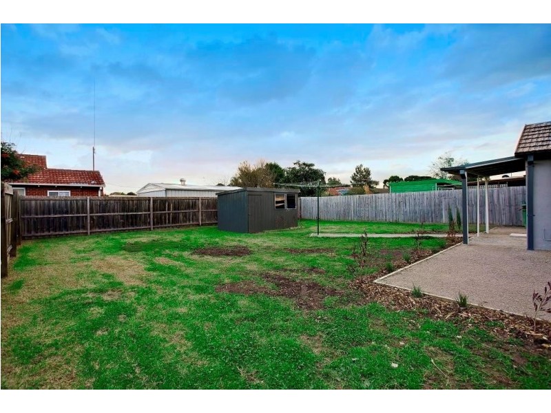 3 Shelley, Heidelberg Heights VIC 3081