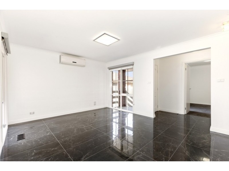 2/69 Livingstone Street, Ivanhoe VIC 3079