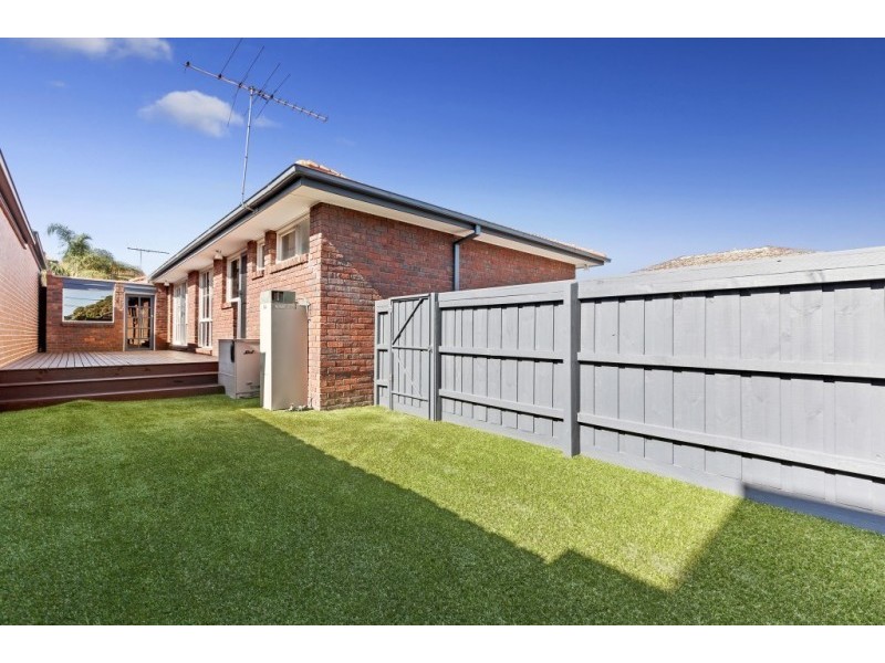 2/69 Livingstone Street, Ivanhoe VIC 3079