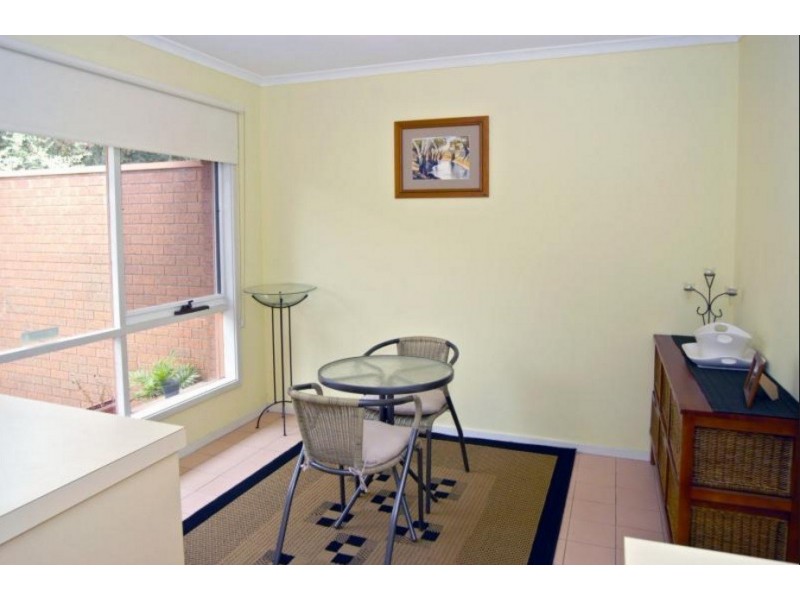 8/19 Lower Plenty Road, Rosanna VIC 3084