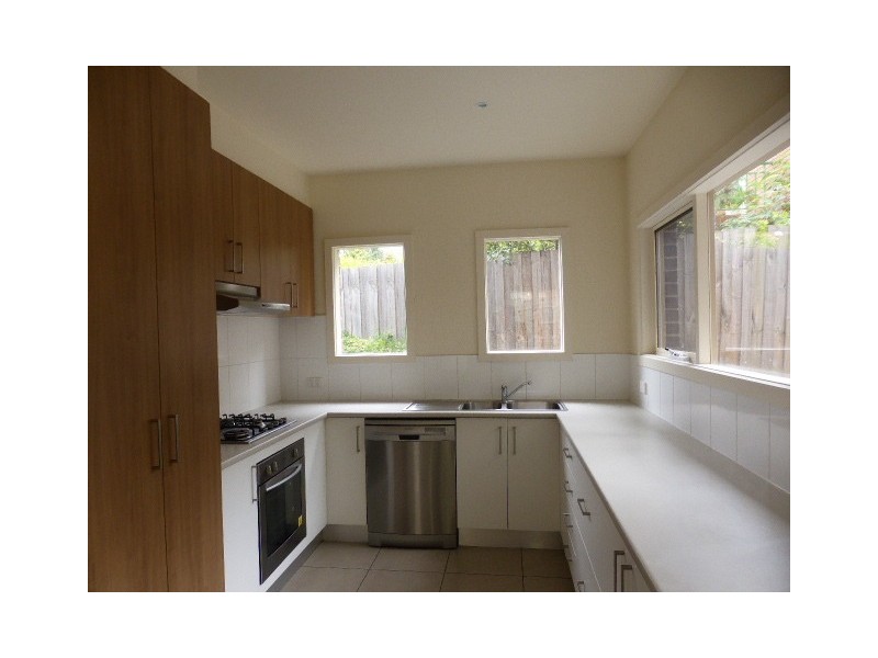 2/1153 Main Road, Eltham VIC 3095