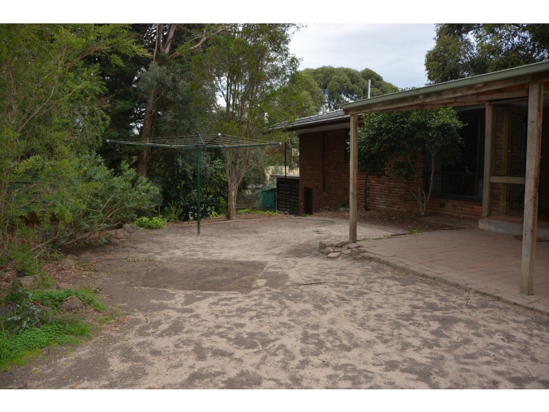 26 Toorac Drive, Briar Hill VIC 3088