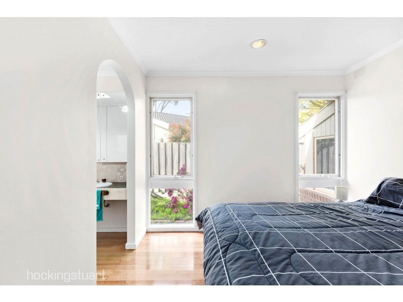 53 Narbethong Drive, Greensborough VIC 3088