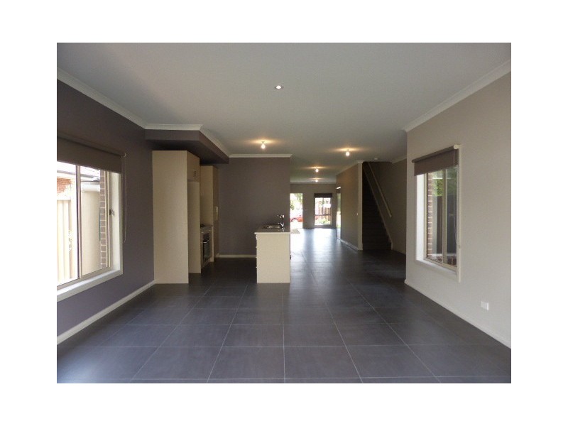 4A Narvik Crescent, Heidelberg West VIC 3081