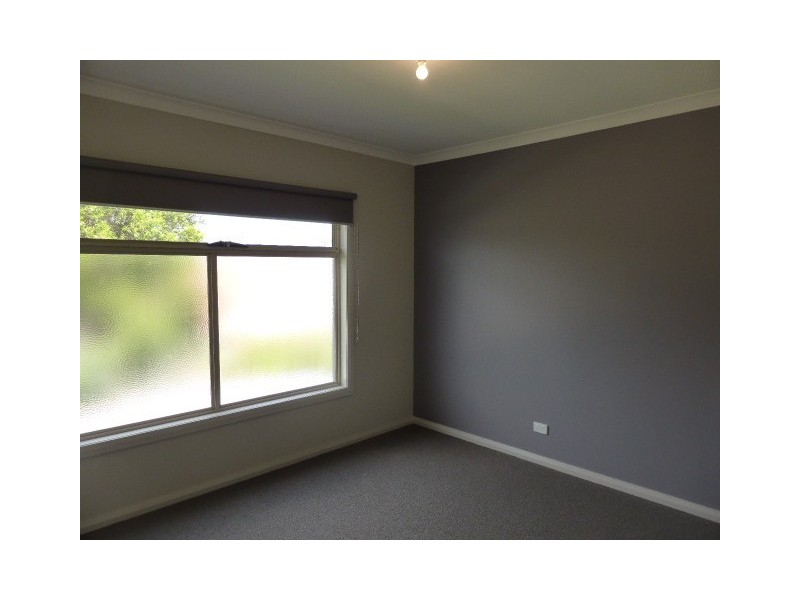 4A Narvik Crescent, Heidelberg West VIC 3081