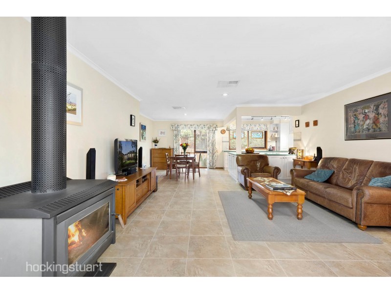 14 Glenwood Drive, Greensborough VIC 3088