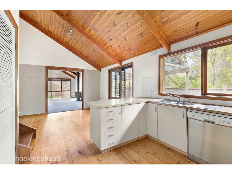 1 Carlyle Close, Hurstbridge VIC 3099