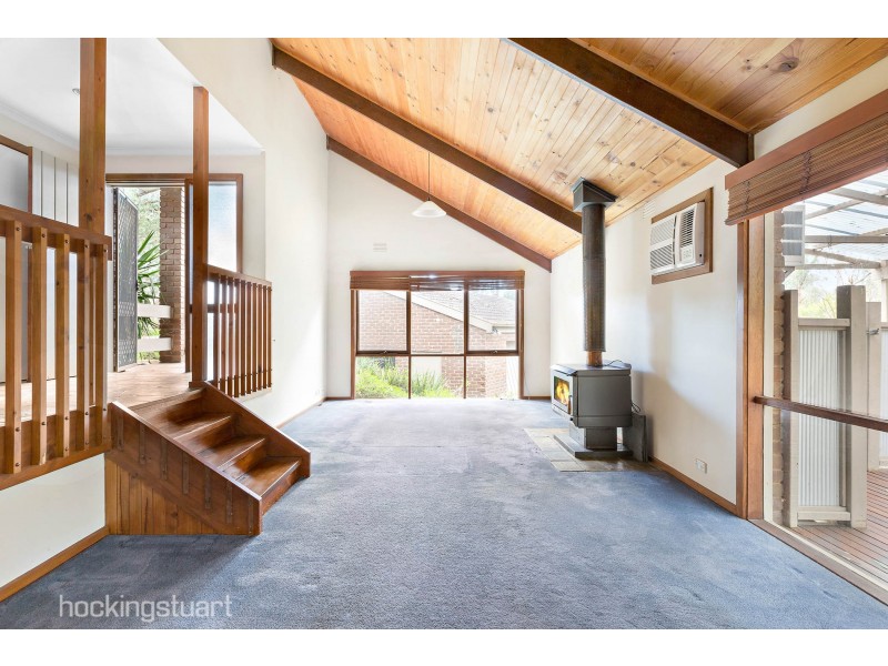 1 Carlyle Close, Hurstbridge VIC 3099