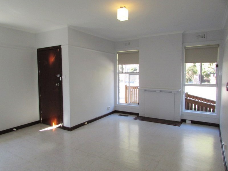 96 Southern Road, Heidelberg Heights VIC 3081