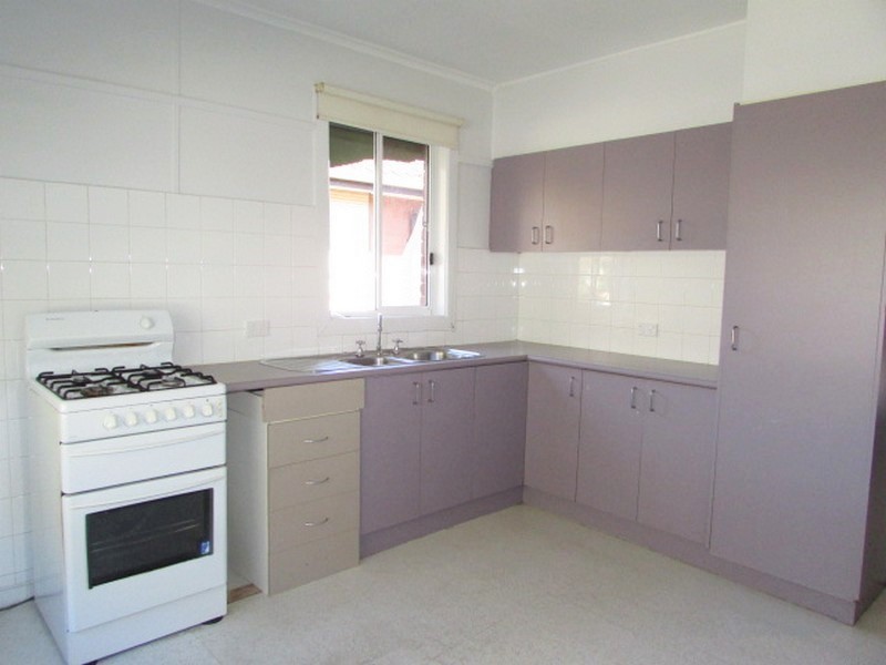 96 Southern Road, Heidelberg Heights VIC 3081