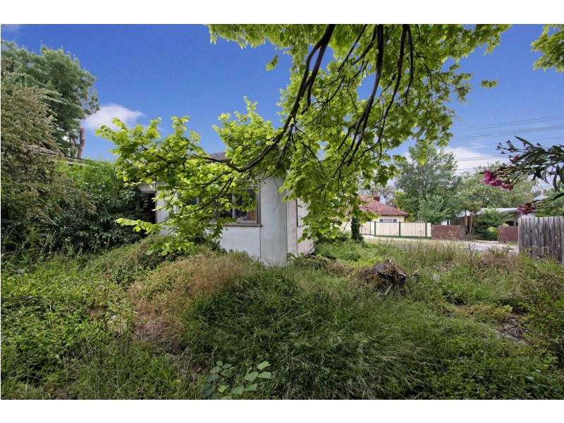 18 Harborne Street, Macleod VIC 3085