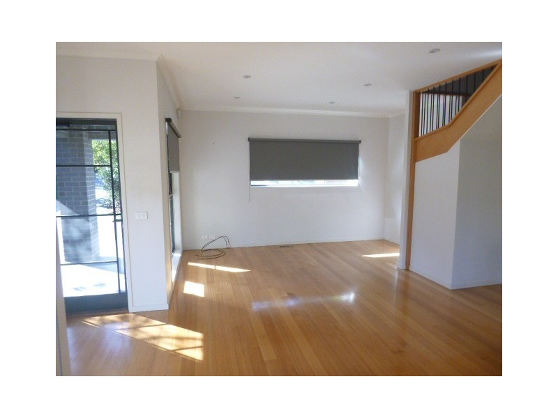 2/45 Douglas Street, Rosanna VIC 3084