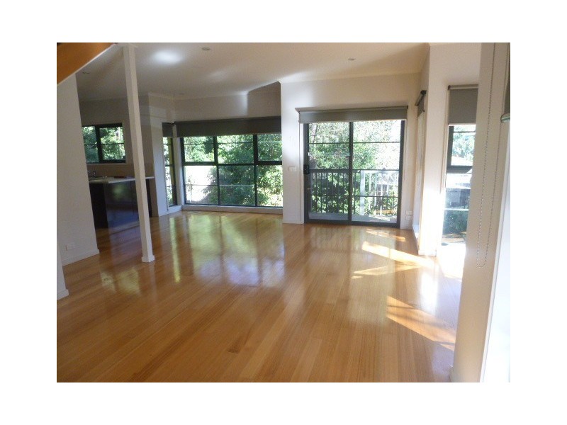 2/45 Douglas Street, Rosanna VIC 3084