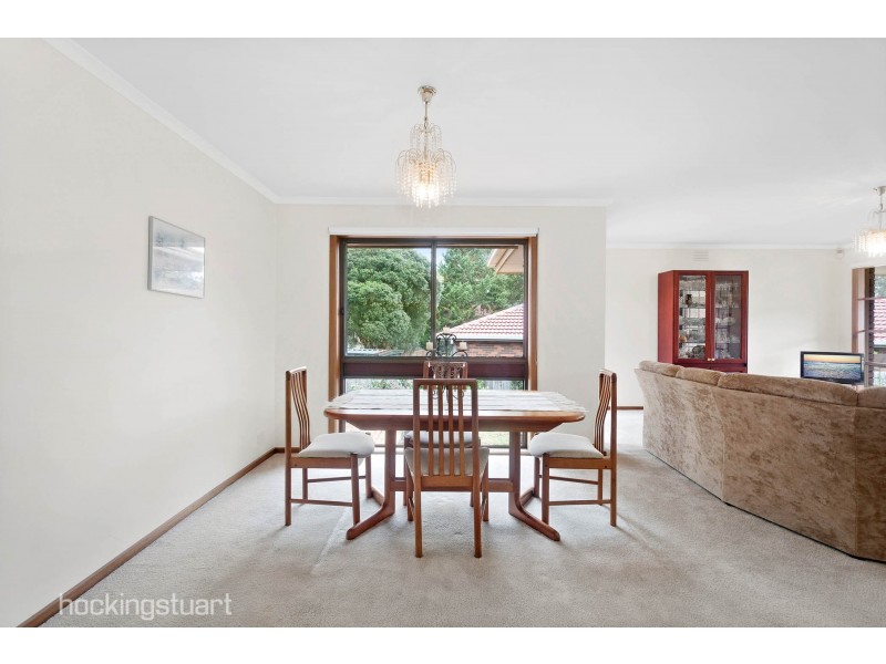 34 Sherlowe Crescent, Viewbank VIC 3084