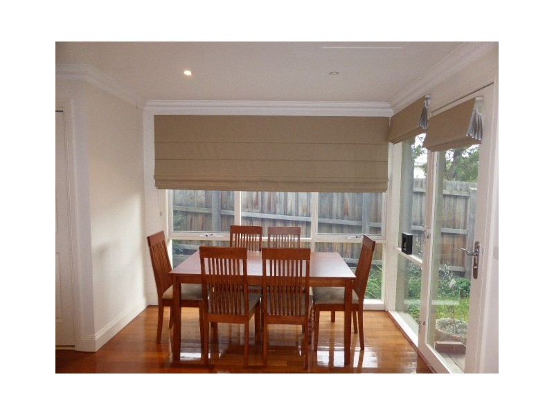 3/15 Luck Street, Eltham VIC 3095