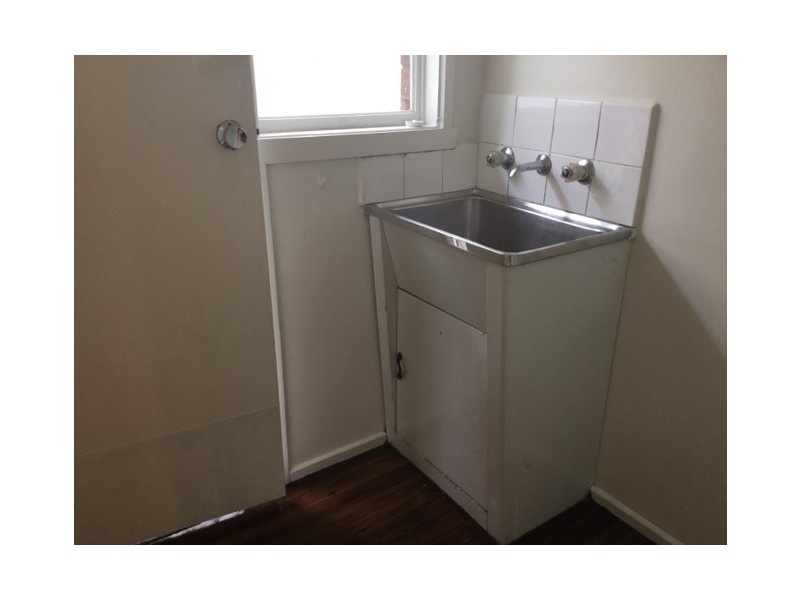 1/113 Warrigal Road, Mentone VIC 3194