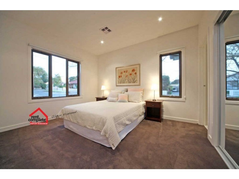 8 Brady Road, Bentleigh East VIC 3165