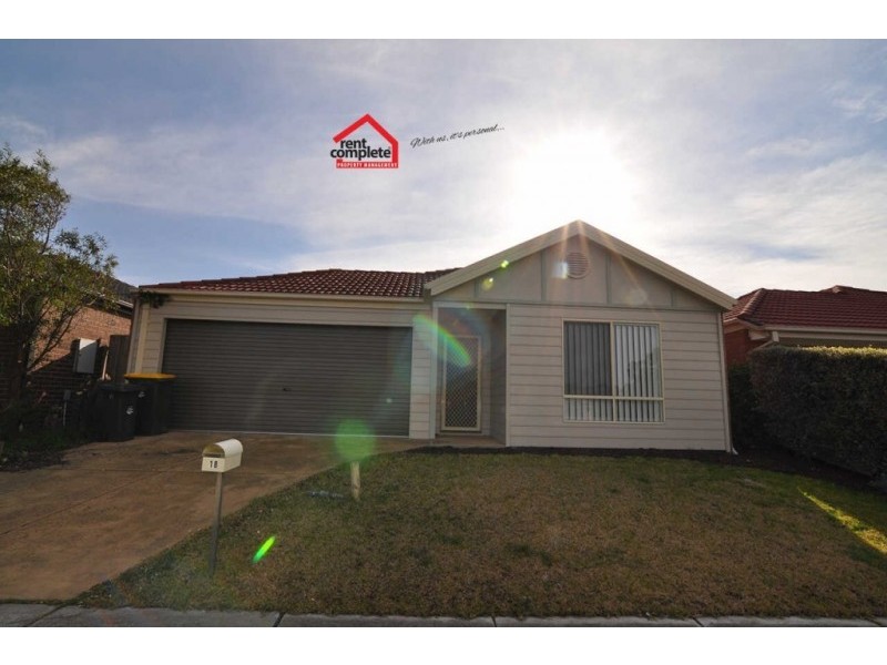 18 Jacaranda Drive, Carrum Downs VIC 3201
