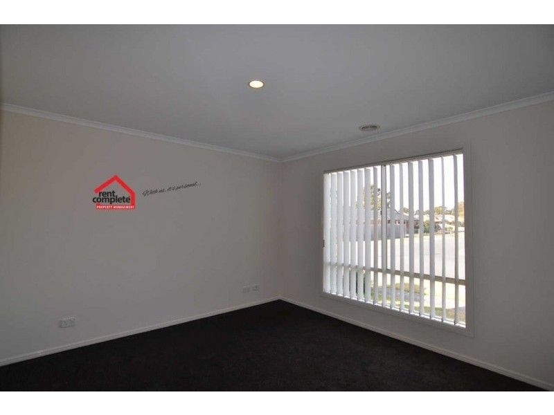 18 Jacaranda Drive, Carrum Downs VIC 3201