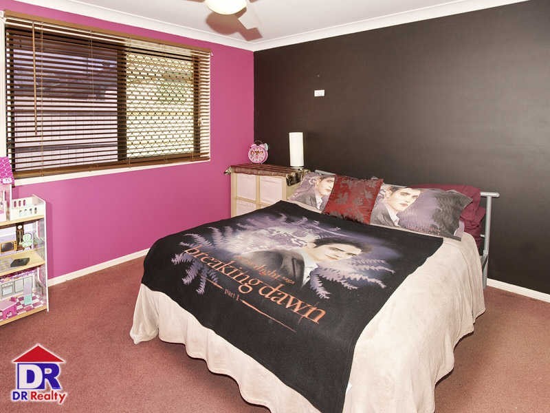 Rothwell QLD 4022
