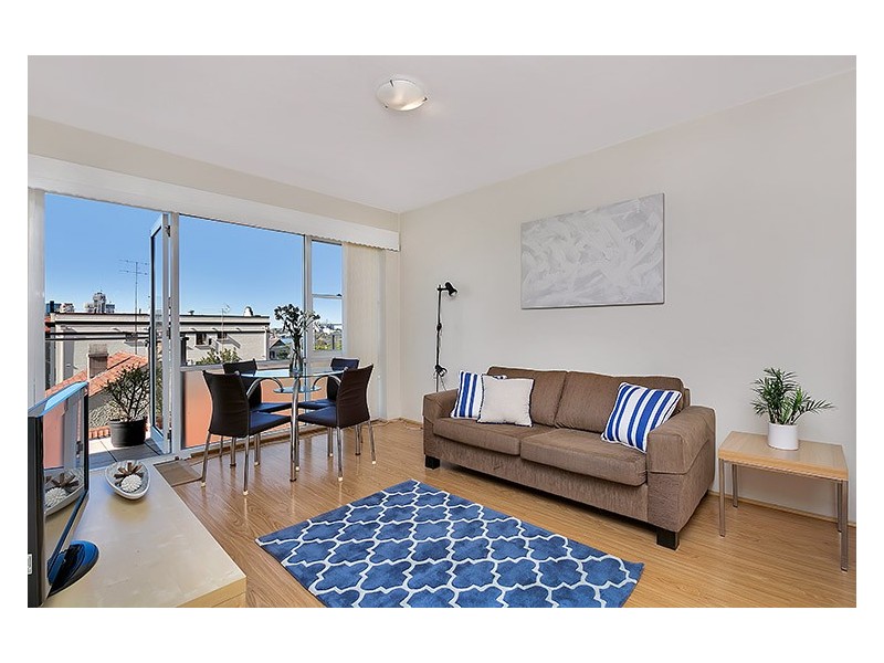East Crescent Street, Mcmahons Point NSW 2060