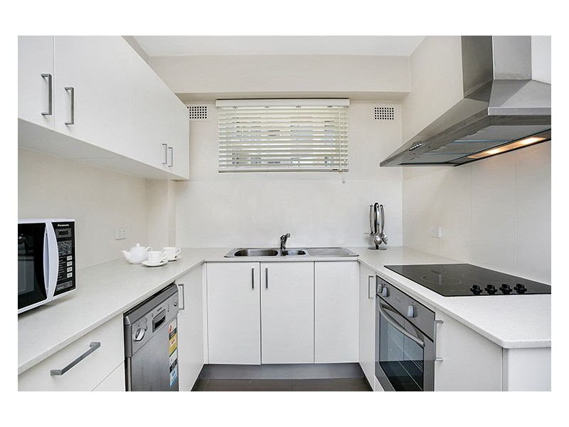 East Crescent Street, Mcmahons Point NSW 2060