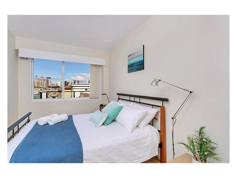 East Crescent Street, Mcmahons Point NSW 2060