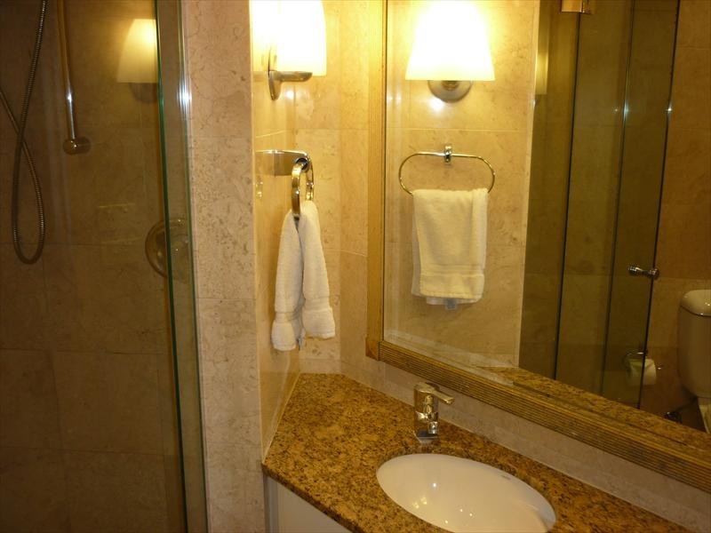 00/00 Bond Street, Sydney NSW 2000