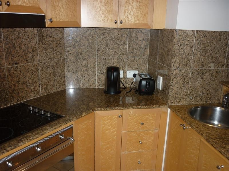 00/00 Bond Street, Sydney NSW 2000