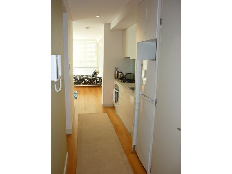 North Cliff Street, Milsons Point NSW 2061