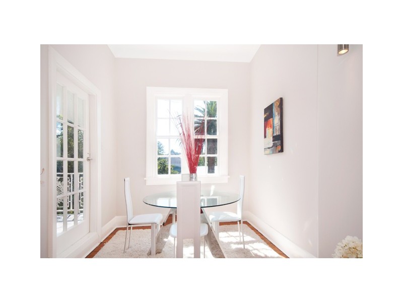 00 The Corso, Manly NSW 2095