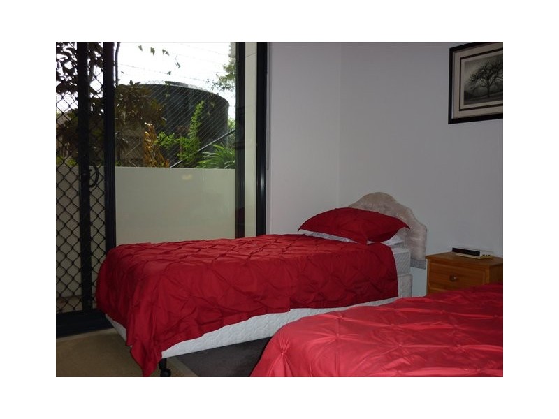 Sydney Park Road, Erskineville NSW 2043