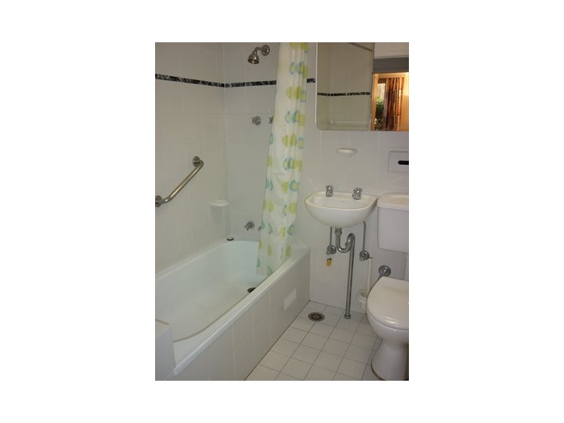 00 Henry Lawson Av, Mcmahons Point NSW 2060