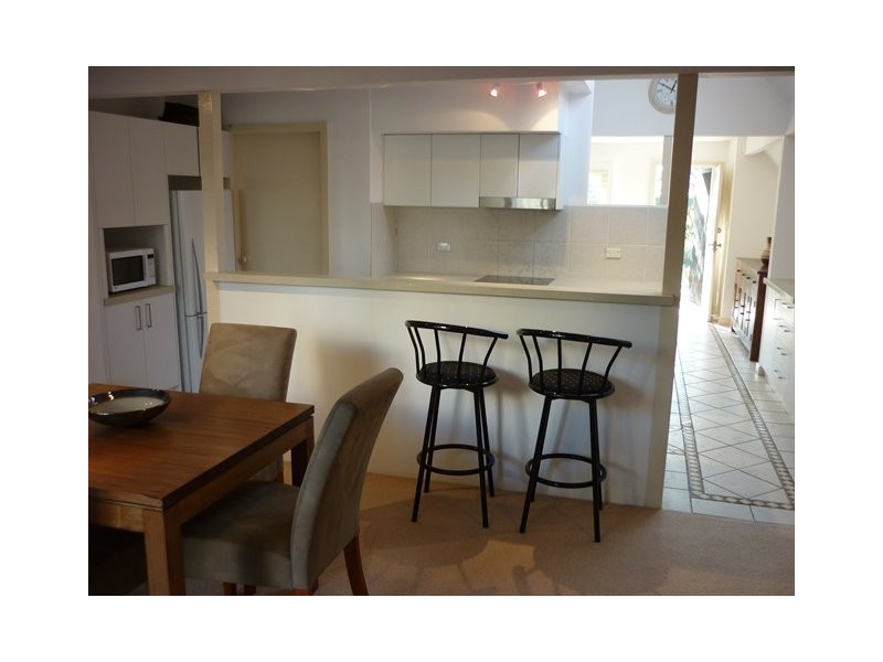 00 Huntington, Crows Nest NSW 2065