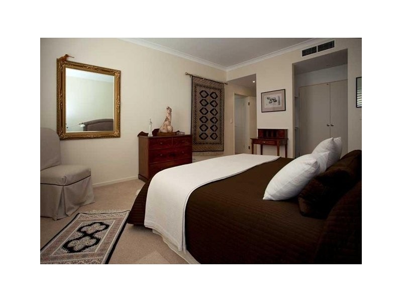 Karrabee Ave, Huntleys Cove NSW 2111