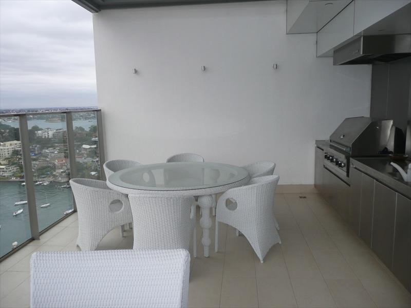 118 Alfred Street, Milsons Point NSW 2061