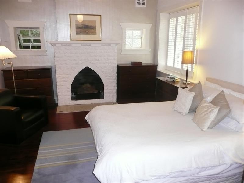 31 Canberra Avenue, St Leonards NSW 2065