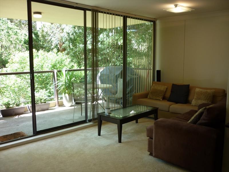 Hume St, Wollstonecraft NSW 2065