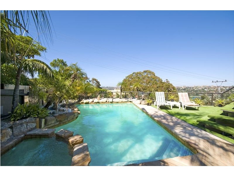 14 Moore Street, Clontarf NSW 2093