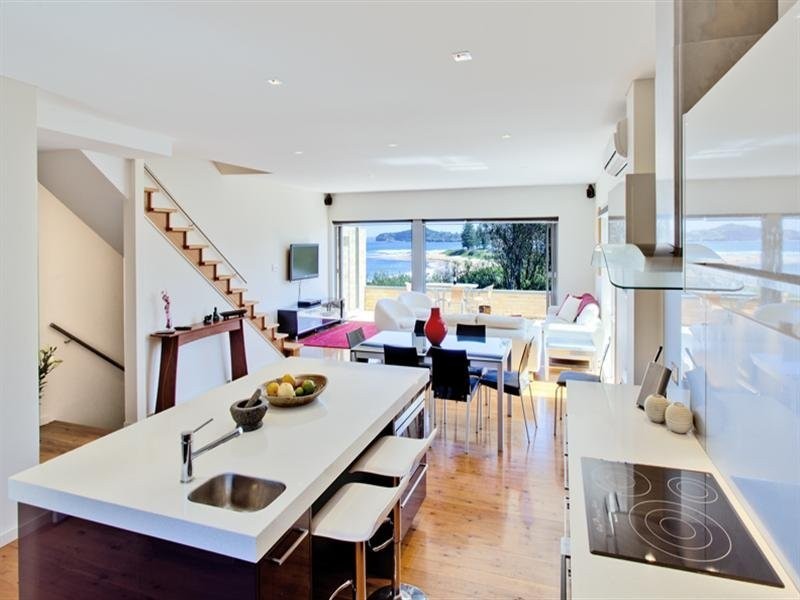 2 Bassett Street-East, Mona Vale NSW 2103