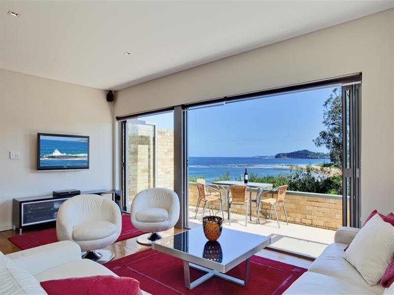 2 Bassett Street-East, Mona Vale NSW 2103